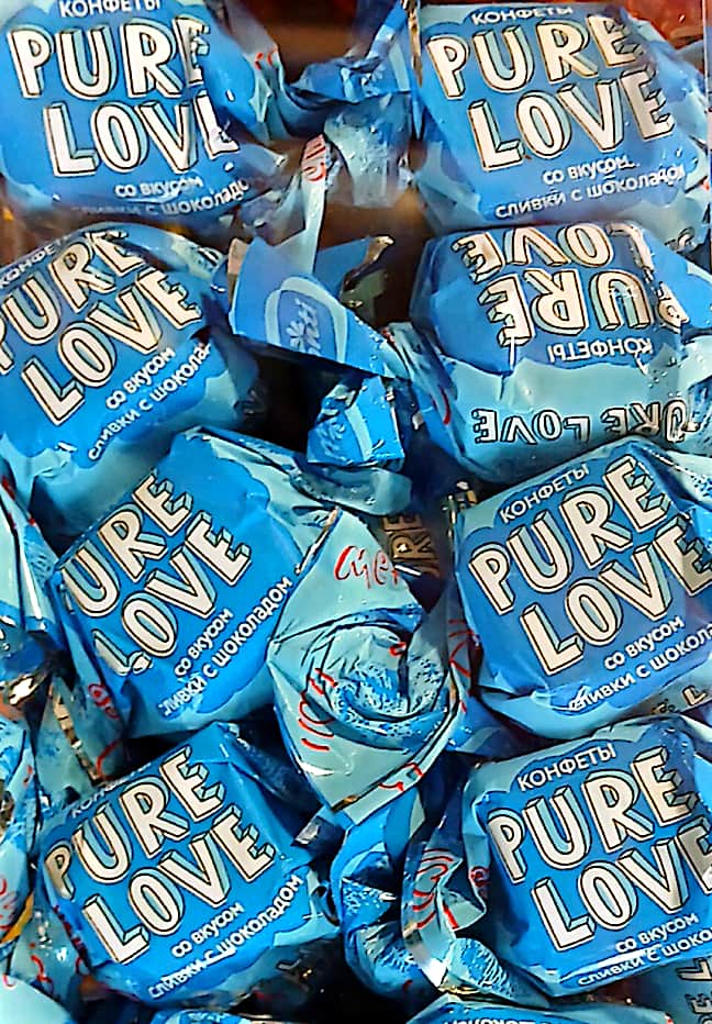 شکلات PURE LOVE(خامه و شکلات)